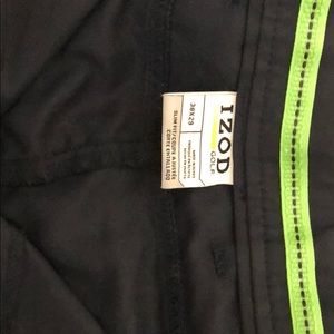 Never worn men’s Izod golf pants